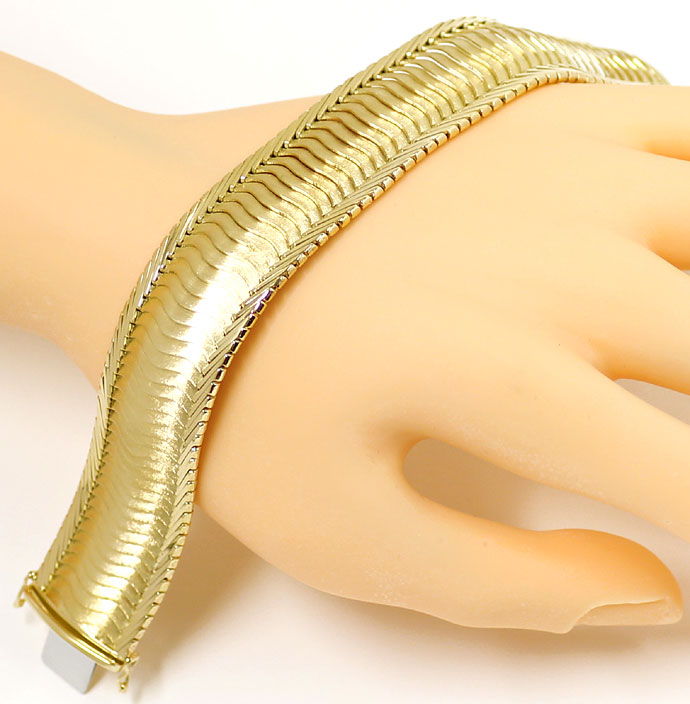 Foto 6 - Gelbgold-Armband Gewelltes Schuppen Muster 20,6mm Breit, K2704