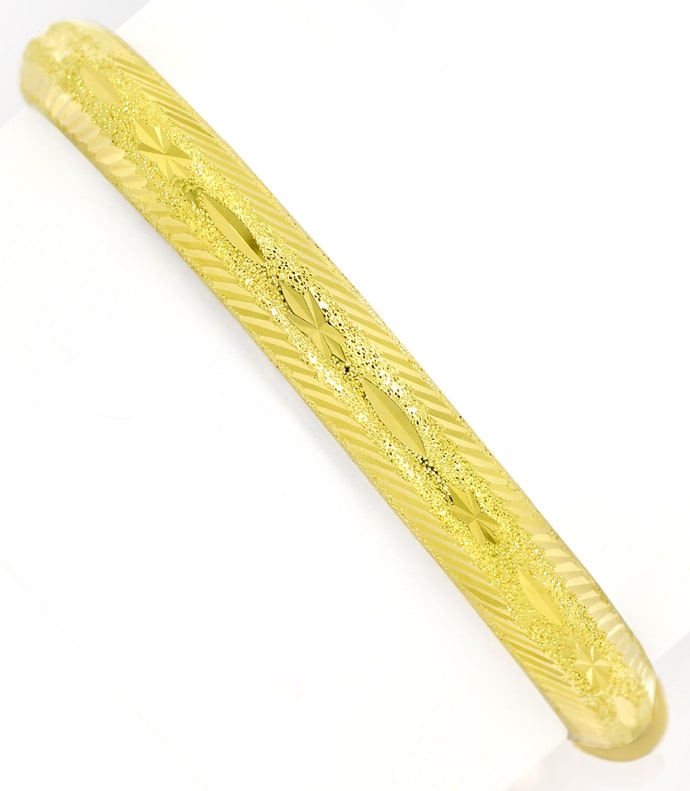 Foto 3 - Gelbgold-Armreif mit tollem Diamantschnitt Muster, K3279